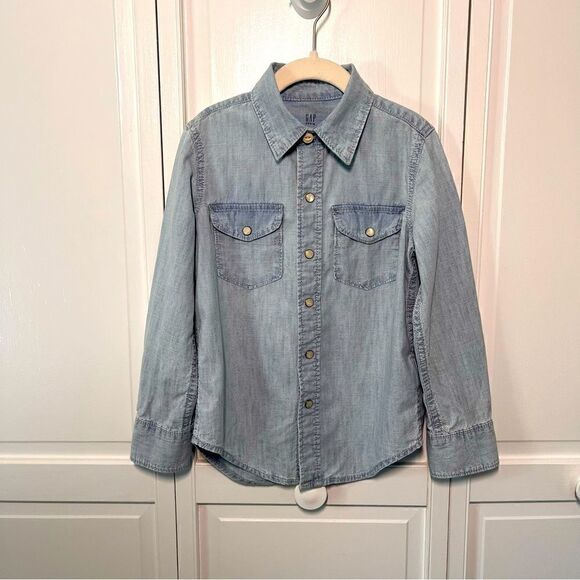 Gap Kids Light Denim Double Chest Pockets Long Sleeve Pearl Snap Button Down - Picture 1 of 11
